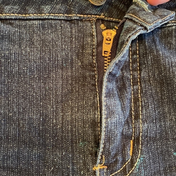 Hot Bottoms Denim shorts embroidered pockets zip button closure 5 pocket 32 - Picture 7 of 8